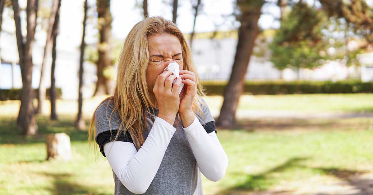 Seasonal Allergies 101: Dealing With Spring and Summer Allergies